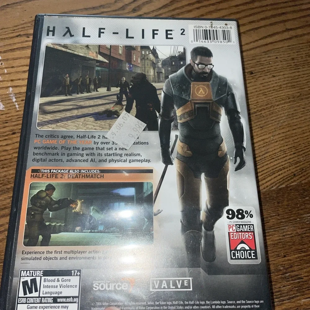 Half-Life 2 2006 Valve PC Game -‎ DVD Rom - W/ CD Key